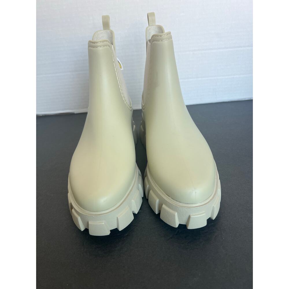 NWT Jeffrey Campbell Cream Pleu Platform Lug Sole Pull‎ On Rain Chelsea Boots 9 - Picture 3 of 11